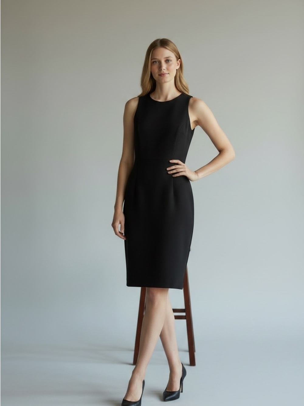 Jones Wear Black Sleeveless Midi Sheath Dress